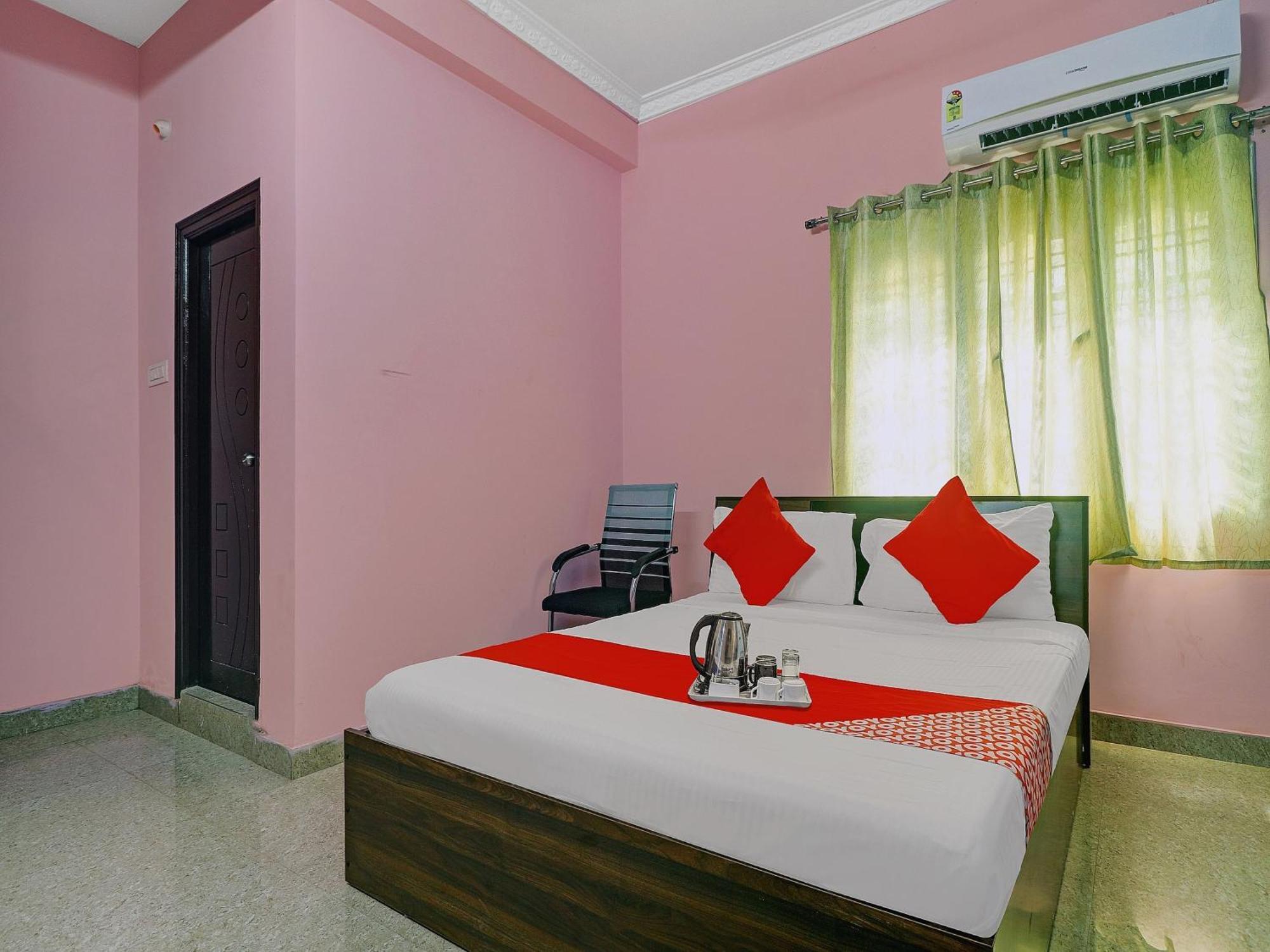 Hotel O S V Residency Kajaguda Near Gachibowli Hajdarabad Zewnętrze zdjęcie