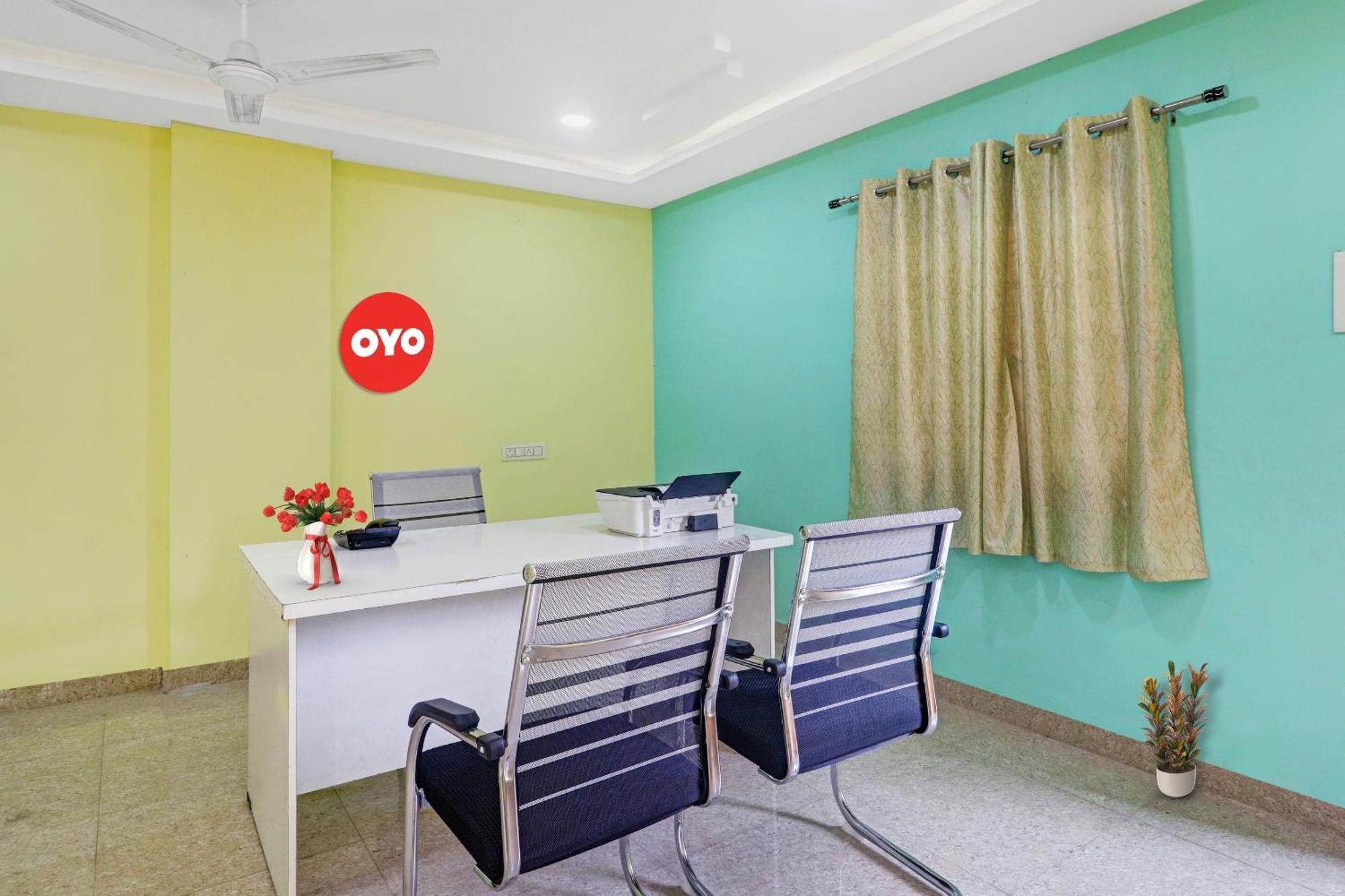 Hotel O S V Residency Kajaguda Near Gachibowli Hajdarabad Zewnętrze zdjęcie